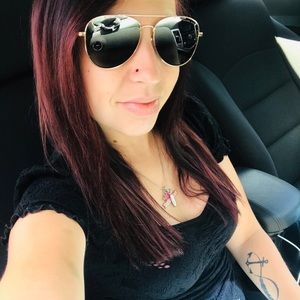 Meet your Posher, Brittany